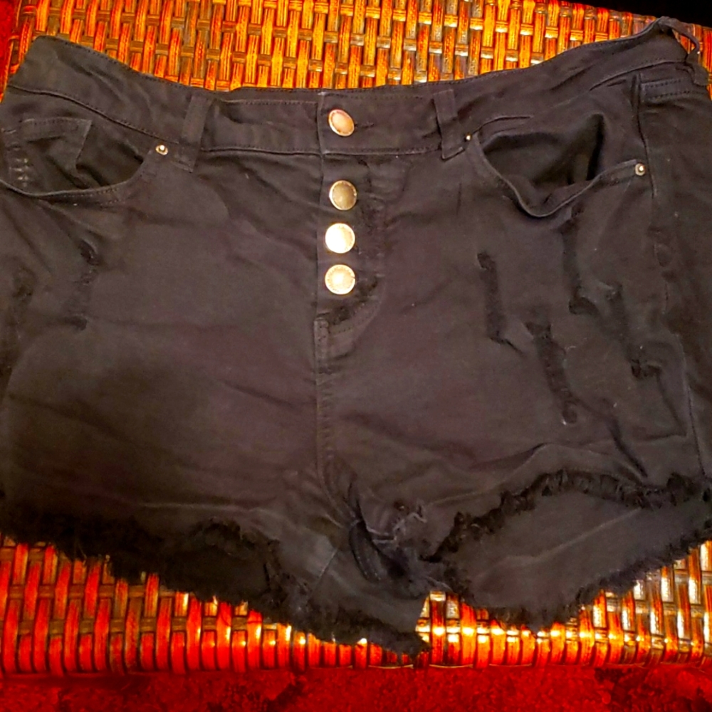 Adorable black shorts. Brand: Angel Kiss Size: 11/30